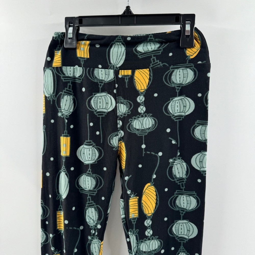 LuLaRoe One Size (OS) Leggings – Buttery Soft Stretchy Printed Leggings - Picture 3 of 5